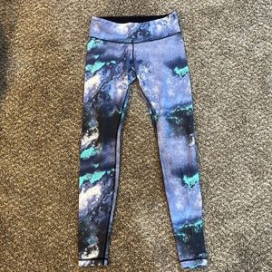Size 6 lulu lemon leggings